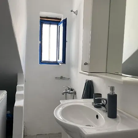 Casa vacanze Sea Esta Stylish Family Home, Sea View Serifos Town